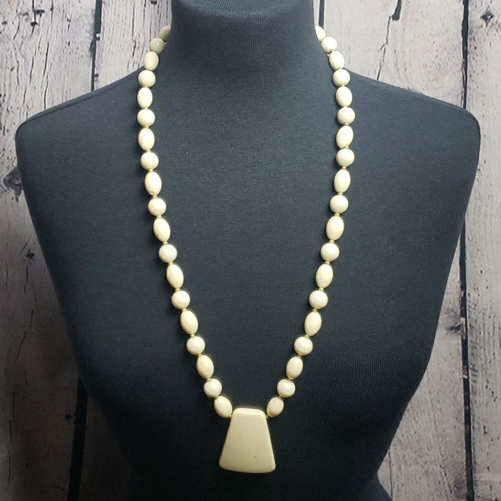 Vintage Style Necklace Lucite Cream Color Modenist Chunky Pendant Necklace